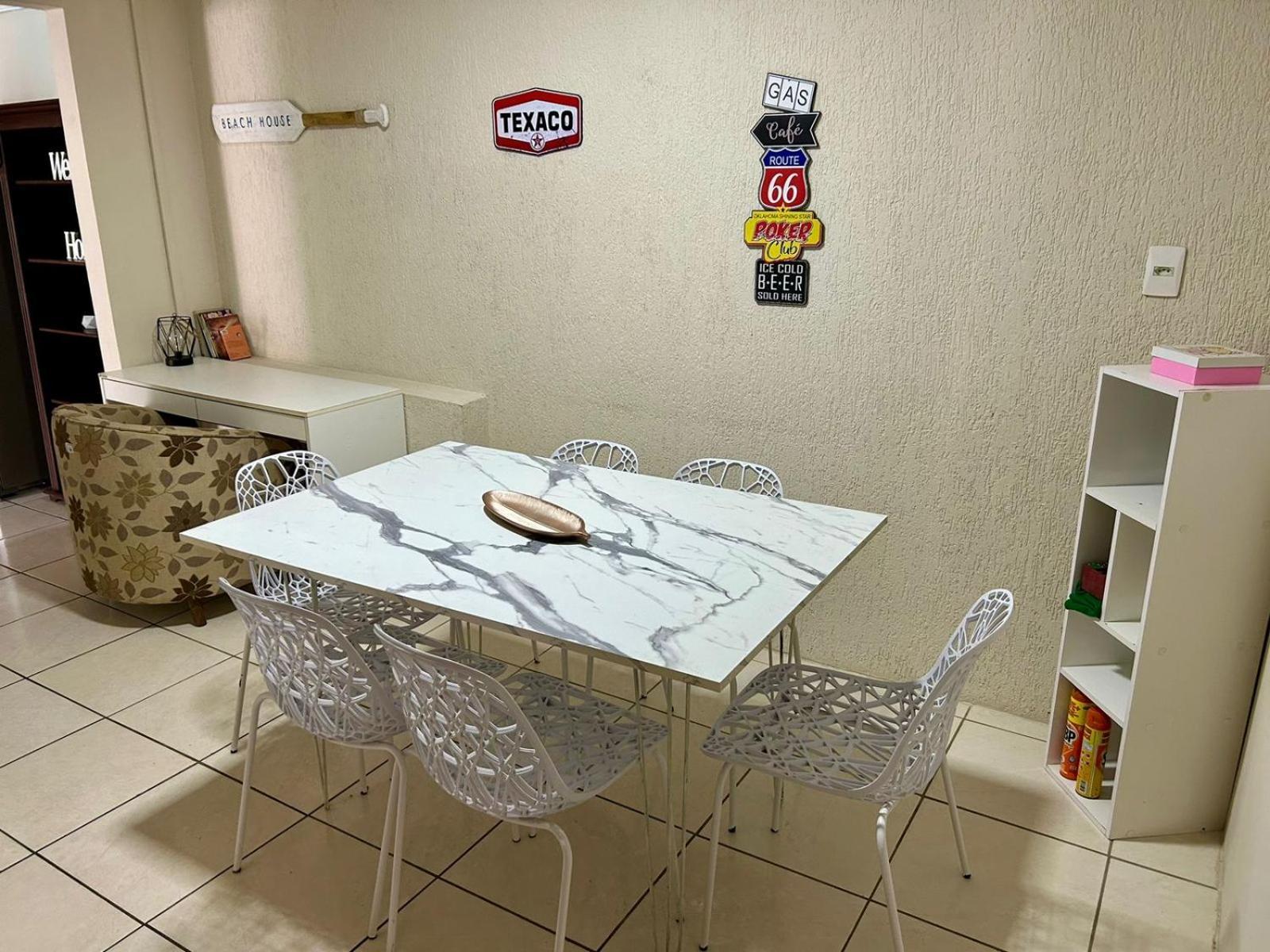 Casa De Praia Top! Beto Carrero, 500M Do Parque, Com Piscina E Sinuca, 1 Suite E 2 Quartos, 3Bwc, A 300M Da Praia, Churrasqueira E Estacionamento Privado Penha  Eksteriør bilde
